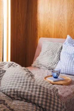 Juna Bæk&Bølge Beddengoedset 150x210 Cm 10 Juna Bæk&Bølge Beddengoedset 150x210 Cm -Huishoudtextiel Winkel 500749 01 10 EnvironmentImage 22f16ed8d0 scaled