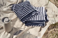 Stripes Badhanddoek 70 X 140 Cm -Huishoudtextiel Winkel 502411 01 12 EnvironmentImage 1 b56c76a9b4