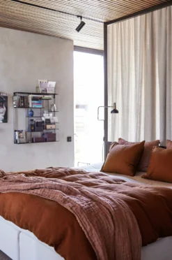 Hannelin Sprei Rust 'n Rose (bruin) -Huishoudtextiel Winkel 504716 01 3 EnvironmentImage 3bd11e5b50 scaled