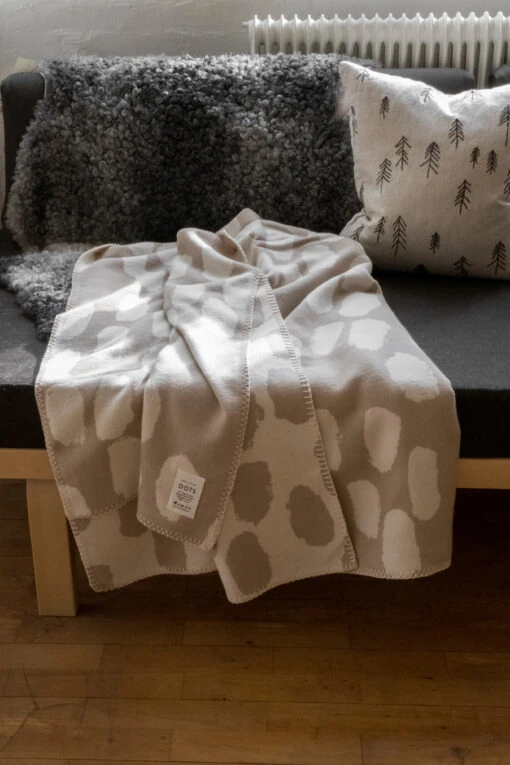 Dots Deken 140x180 Cm - Afbeelding 4