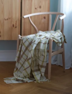 Tweed Plaid 130x200 Cm -Huishoudtextiel Winkel 513836 01 4 EnvironmentImage 4f80cd2a8d scaled