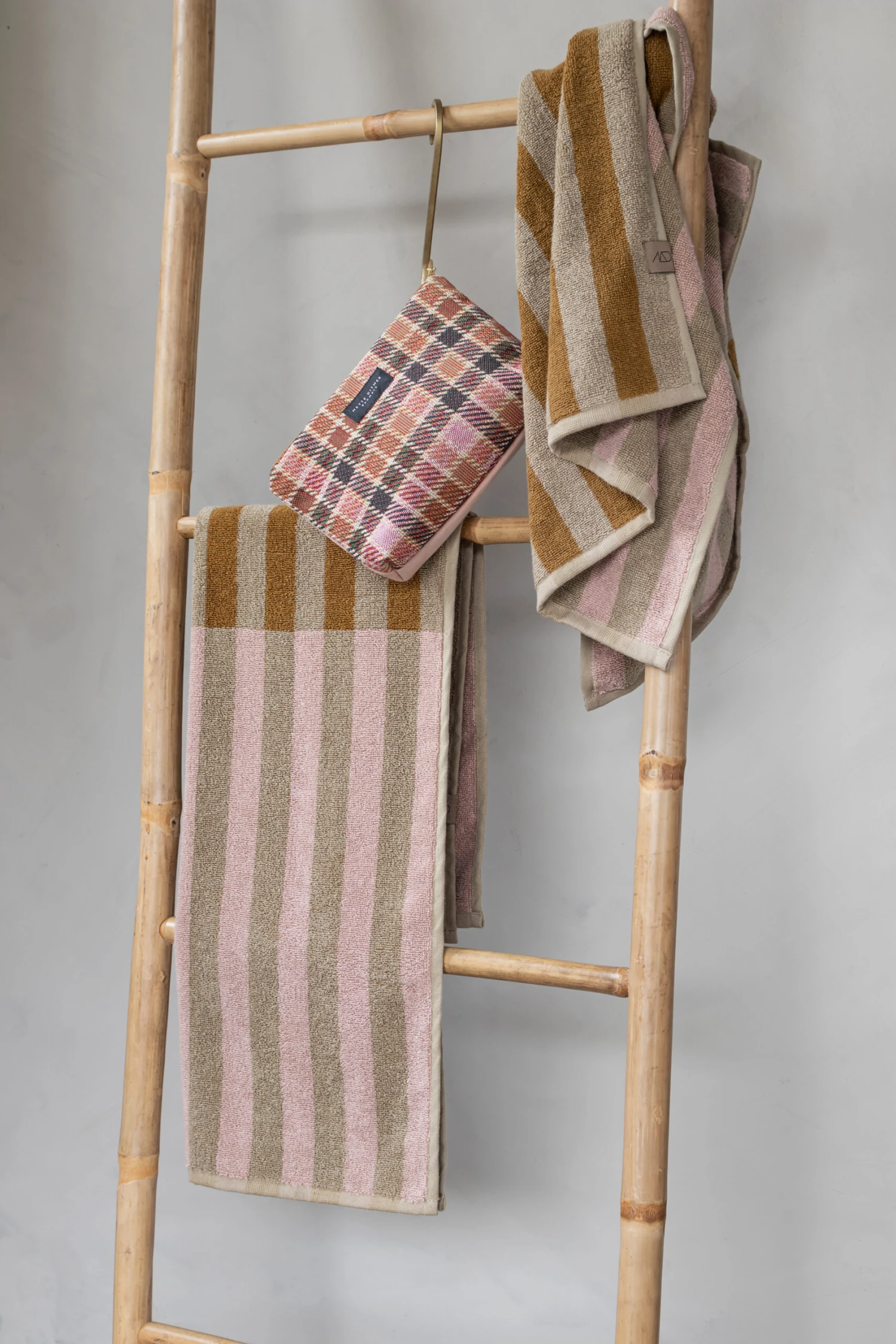 Mette Ditmer Disorder Badhanddoek 2 Mette Ditmer Disorder Badhanddoek - Afbeelding 2