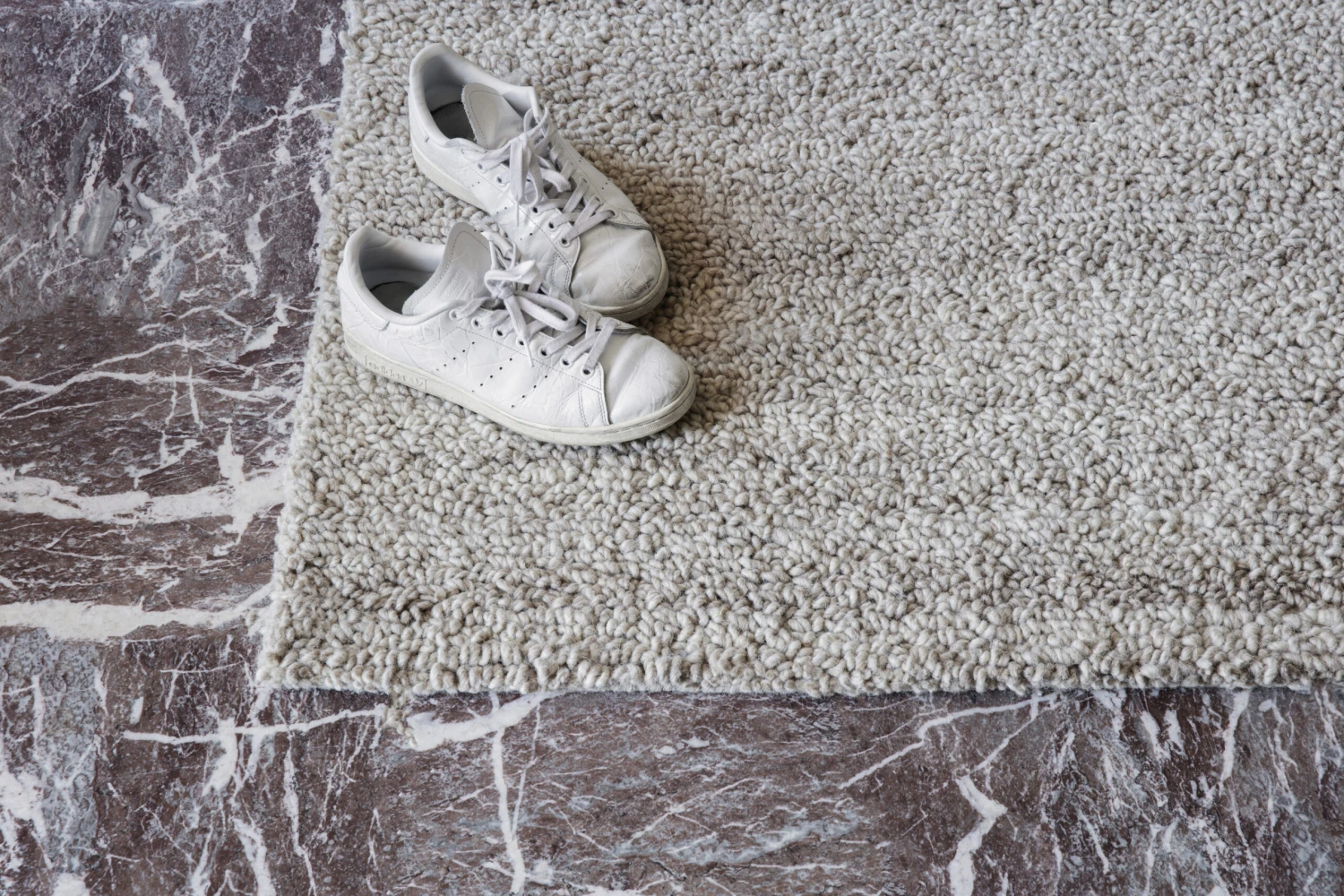 Ferm LIVING Shade Loop Vloerkleed S 140x200 Cm 2 Ferm LIVING Shade Loop Vloerkleed S 140x200 Cm - Afbeelding 2