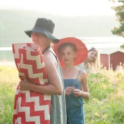 Gunnel Vloerkleed Rood -Huishoudtextiel Winkel p 10695 03 04 22686cf6cc